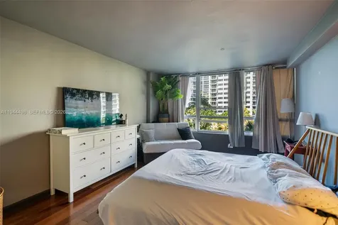 1500 Bay Road Miami Beach FL 33139