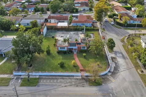 500 SW 39th Court Miami FL 33134
