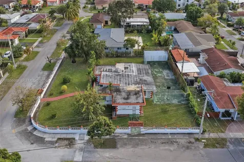 500 SW 39th Court Miami FL 33134