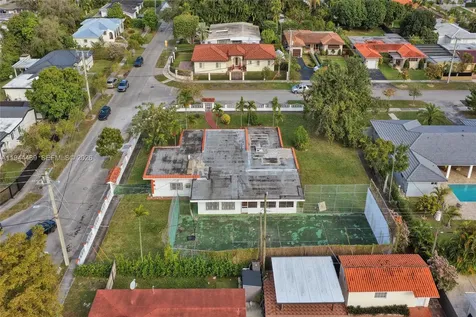 500 SW 39th Court Miami FL 33134