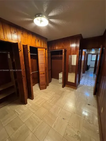 500 SW 39th Court Miami FL 33134