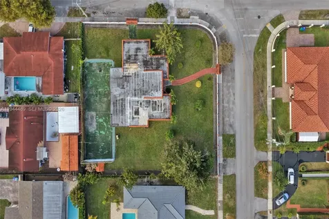 500 SW 39th Court Miami FL 33134