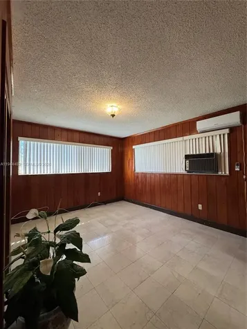 500 SW 39th Court Miami FL 33134