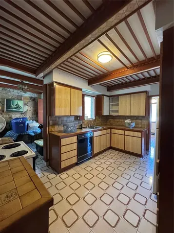 500 SW 39th Court Miami FL 33134