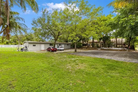7761 SW 122nd Avenue Miami FL 33183