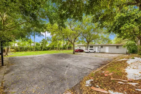 7761 SW 122nd Avenue Miami FL 33183