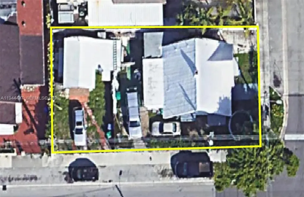 844 SW 11th Avenue Miami FL 33130