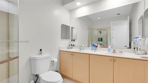 814 SW 147th Avenue Pembroke Pines FL 33027