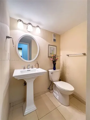 8900 Washington Boulevard Pembroke Pines FL 33025