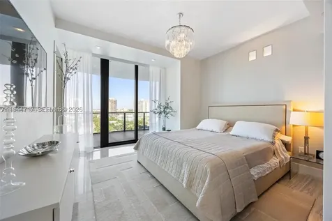 19575 Collins Avenue Sunny Isles Beach FL 33160