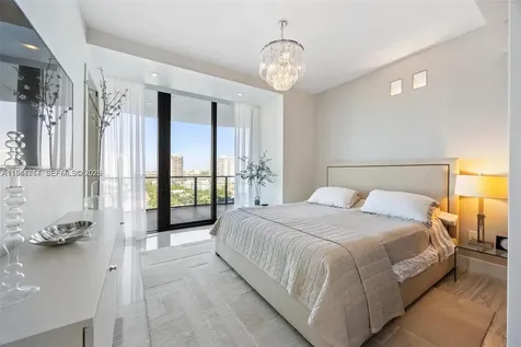 19575 Collins Avenue Sunny Isles Beach FL 33160
