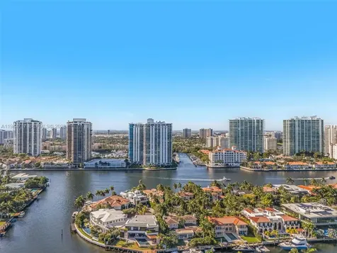 19575 Collins Avenue Sunny Isles Beach FL 33160
