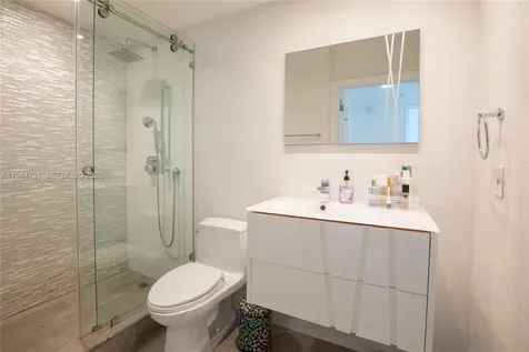 110 Washington Avenue Miami Beach FL 33139