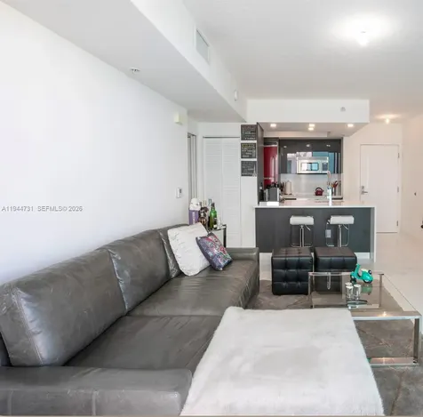 110 Washington Avenue Miami Beach FL 33139