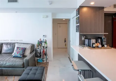 110 Washington Avenue Miami Beach FL 33139