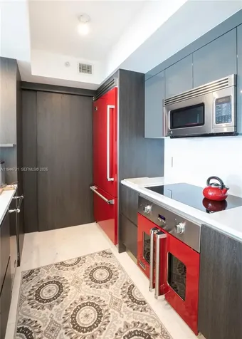 110 Washington Avenue Miami Beach FL 33139