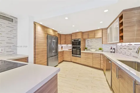 1881 Washington Avenue Miami Beach FL 33139