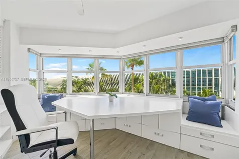1881 Washington Avenue Miami Beach FL 33139
