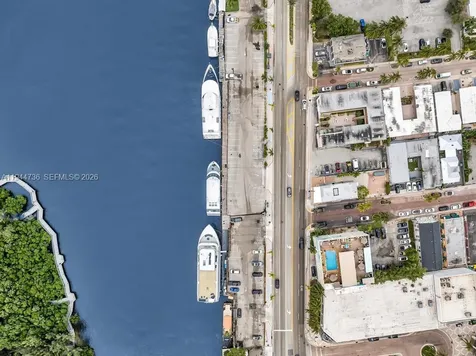 1318 N Ocean Drive Hollywood FL 33019