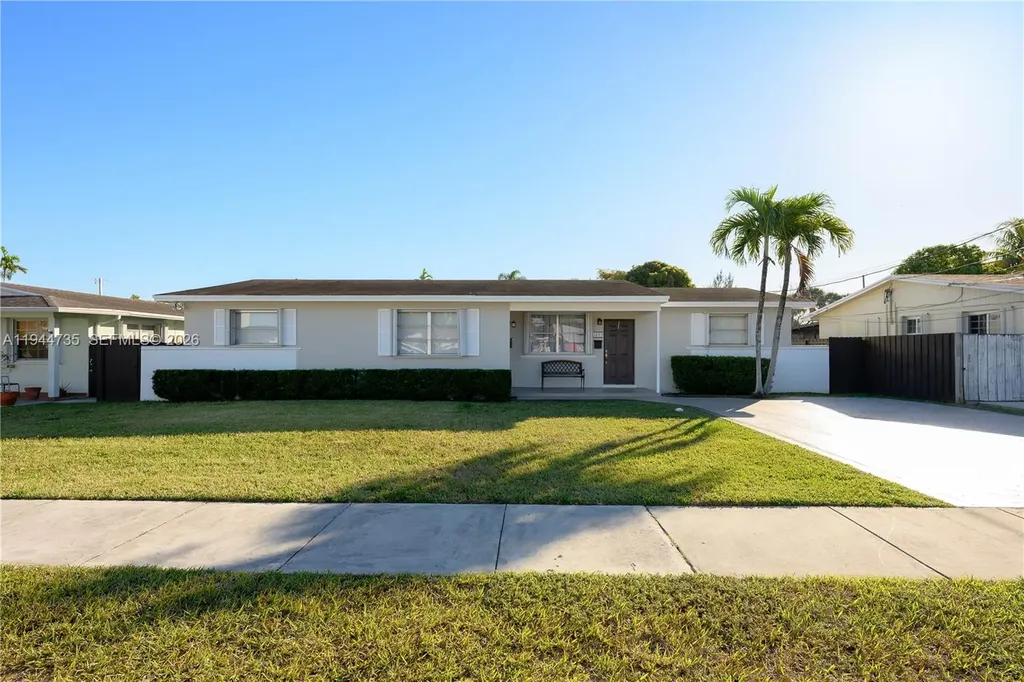 3855 SW 87th Place Miami FL 33165