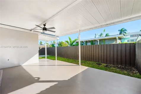 3855 SW 87th Place Miami FL 33165