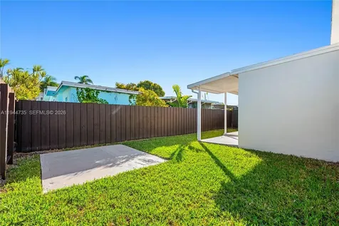 3855 SW 87th Place Miami FL 33165
