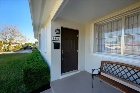 3855 SW 87th Place Miami FL 33165