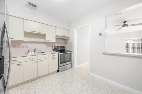 3855 SW 87th Place Miami FL 33165