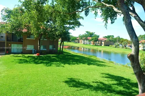 1141 Lake Victoria Drive West Palm Beach FL 33411