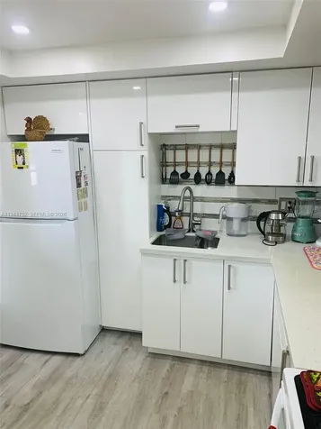 1333 E Hallandale Beach Boulevard Hallandale Beach FL 33009