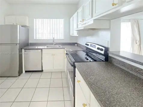 2331 NW 96th Terrace Pembroke Pines FL 33024