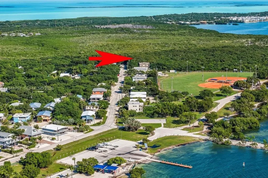 190 Dove Creek Drive Key Largo FL 33070