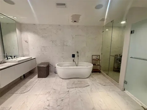 3300 NE 188th Street Aventura FL 33180