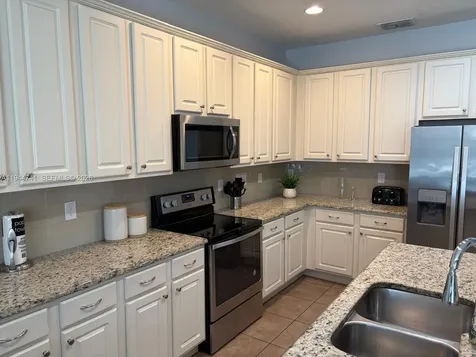 4445 Shiva Loop Kissimmee FL 34746