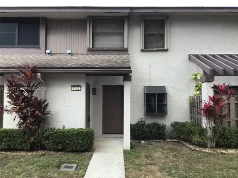 4722 NW 82nd Avenue Lauderhill FL 33351
