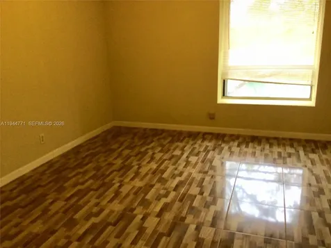 4722 NW 82nd Avenue Lauderhill FL 33351