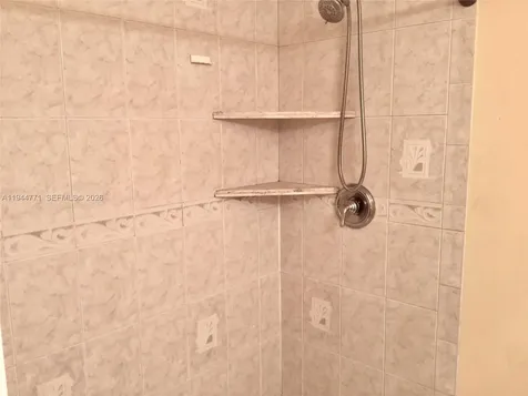 4722 NW 82nd Avenue Lauderhill FL 33351