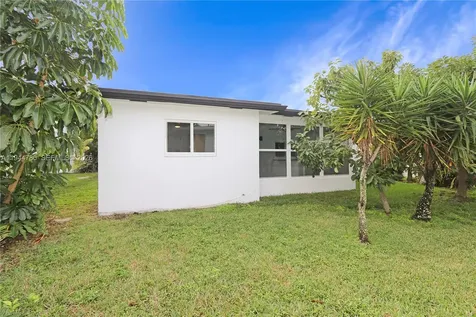 8235 NW 23rd Street Sunrise FL 33322