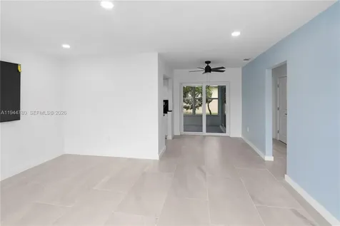 8235 NW 23rd Street Sunrise FL 33322
