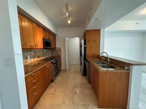 1755 E Hallandale Beach Boulevard Hallandale Beach FL 33009