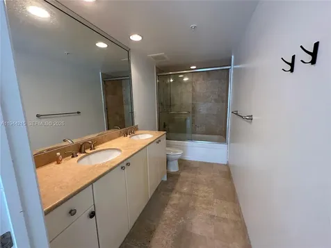 1755 E Hallandale Beach Boulevard Hallandale Beach FL 33009