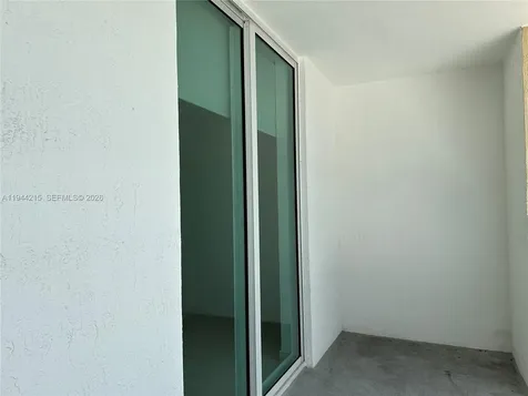 1755 E Hallandale Beach Boulevard Hallandale Beach FL 33009