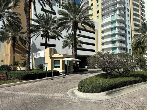 1755 E Hallandale Beach Boulevard Hallandale Beach FL 33009