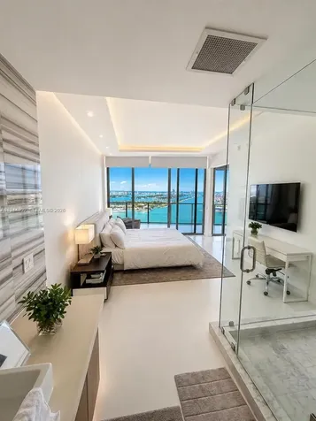 1100 Biscayne Boulevard Miami FL 33132