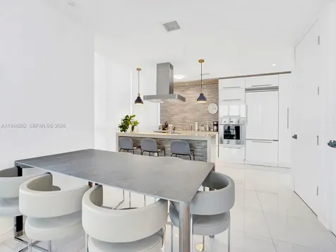 1100 Biscayne Boulevard Miami FL 33132