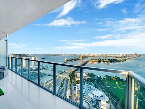 1100 Biscayne Boulevard Miami FL 33132