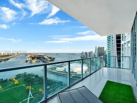 1100 Biscayne Boulevard Miami FL 33132