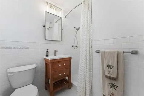 324 Tequesta Tequesta FL 33469