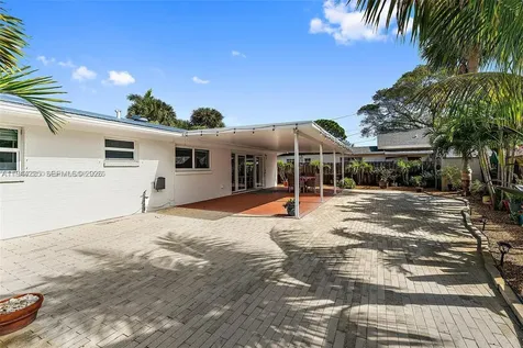 324 Tequesta Tequesta FL 33469