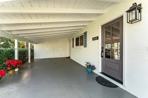 324 Tequesta Tequesta FL 33469